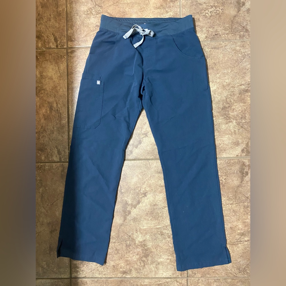 FIGS EUC Kade pants in Dark Harbor size small